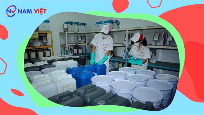 Tại Sao Việc Đào tạo An toàn Lao động là Quan trọng đối với Công nhân Hóa chất?