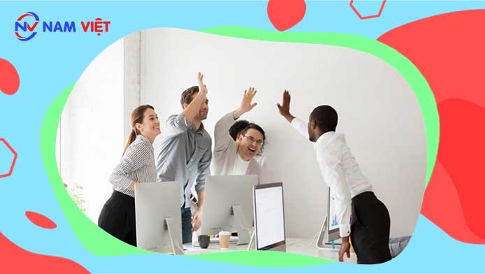 Cách tổ chức huấn luyện an toàn cho công nhân là gì?