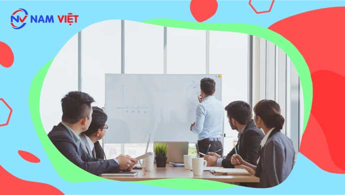 Các công ty sản xuất phải thường xuyên tổ chức cuộc kiểm tra an toàn và đào tạo nhân viên.