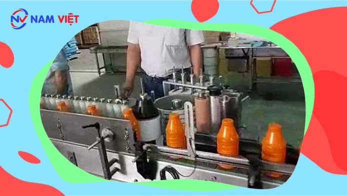 Huấn luyện an toàn lao động vận hành máy dán nhãn chai